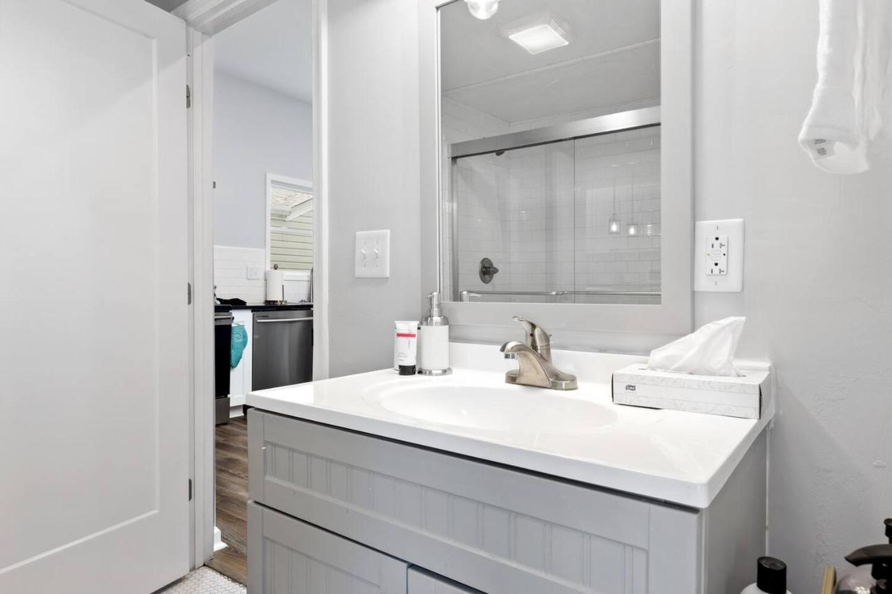 Recently Renovated Chic Durham Farmhouse Dış mekan fotoğraf