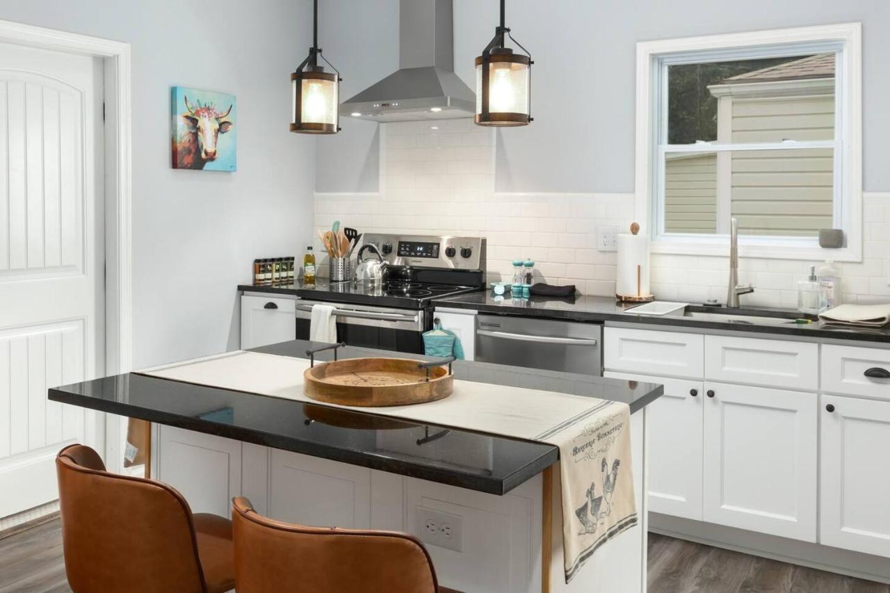 Recently Renovated Chic Durham Farmhouse Dış mekan fotoğraf